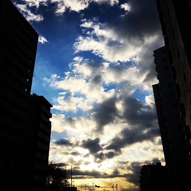 【ぐもにん2256】全ての源は愛。今日も「笑顔の選択」と。#goodmorning #beautifulsky #cloudart